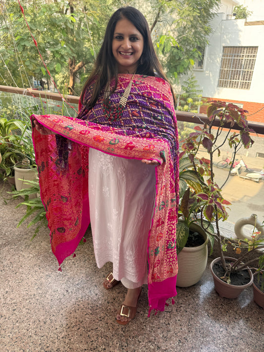 Pink & purple ombrã© shade handwoven bareek bandhani in meenakari jaal premium georgette dupatta