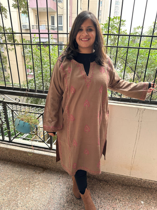 Cinnamon brown elegant raffal pheran with jaal embroidery and hand sozni work