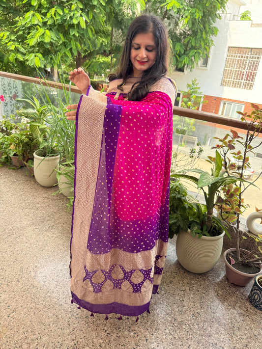 Hot pink & purple ombie handwoven neemzari bareek bandhani in khaddi premium georgette dupatta bd-204