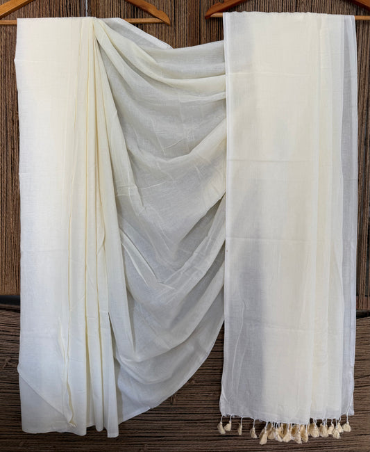 Cream white mullcotton handloom sari