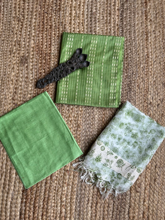 Green solid kurta with organza hand woven dupatta