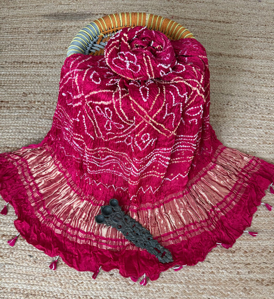 Pink small bandhani dupatta in gharchola design with nakshi border