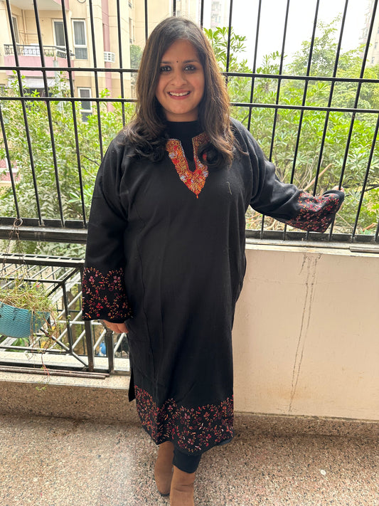 Elegant raffal pheran with jaal embroidery and hand sozni work