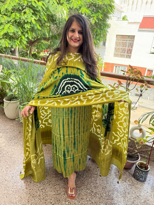 Olive green modal silk shibori kurta with bandhani shibori  handcrafted modal silk dupatta sbs-2