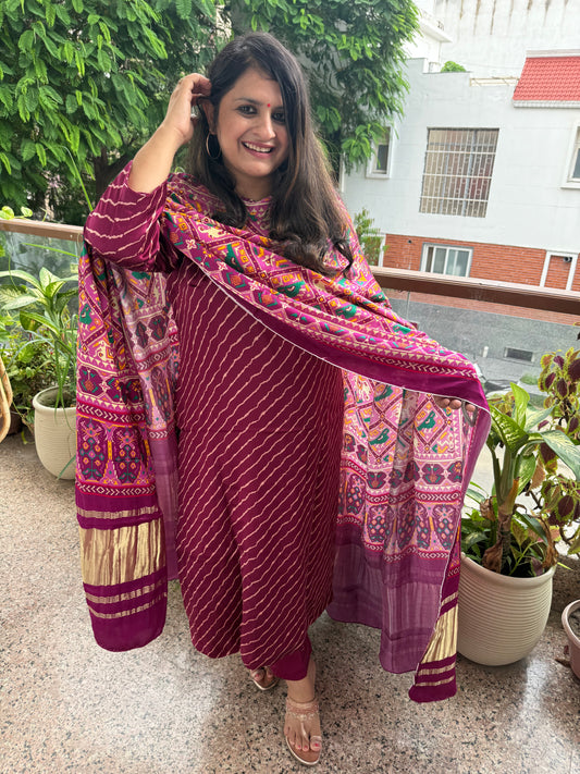 Magenta purple mashru silk kurta with patola handcrafted modal silk dupatta ps-227