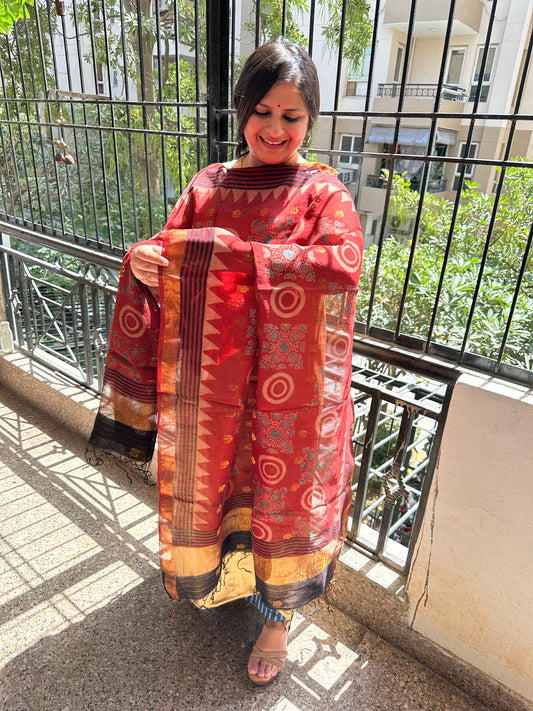 Golden beige  modal silk kurta with chanderi coin butti handcrafted chanderi silk dupatta with zari border cbs-81