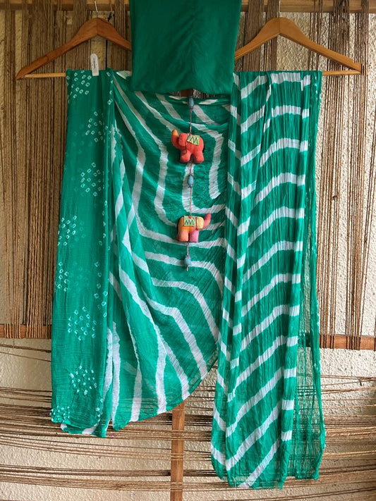 Turqouise green leheriya  bandhani chiffon sari